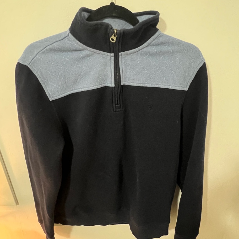 zip up long sleeve fleece